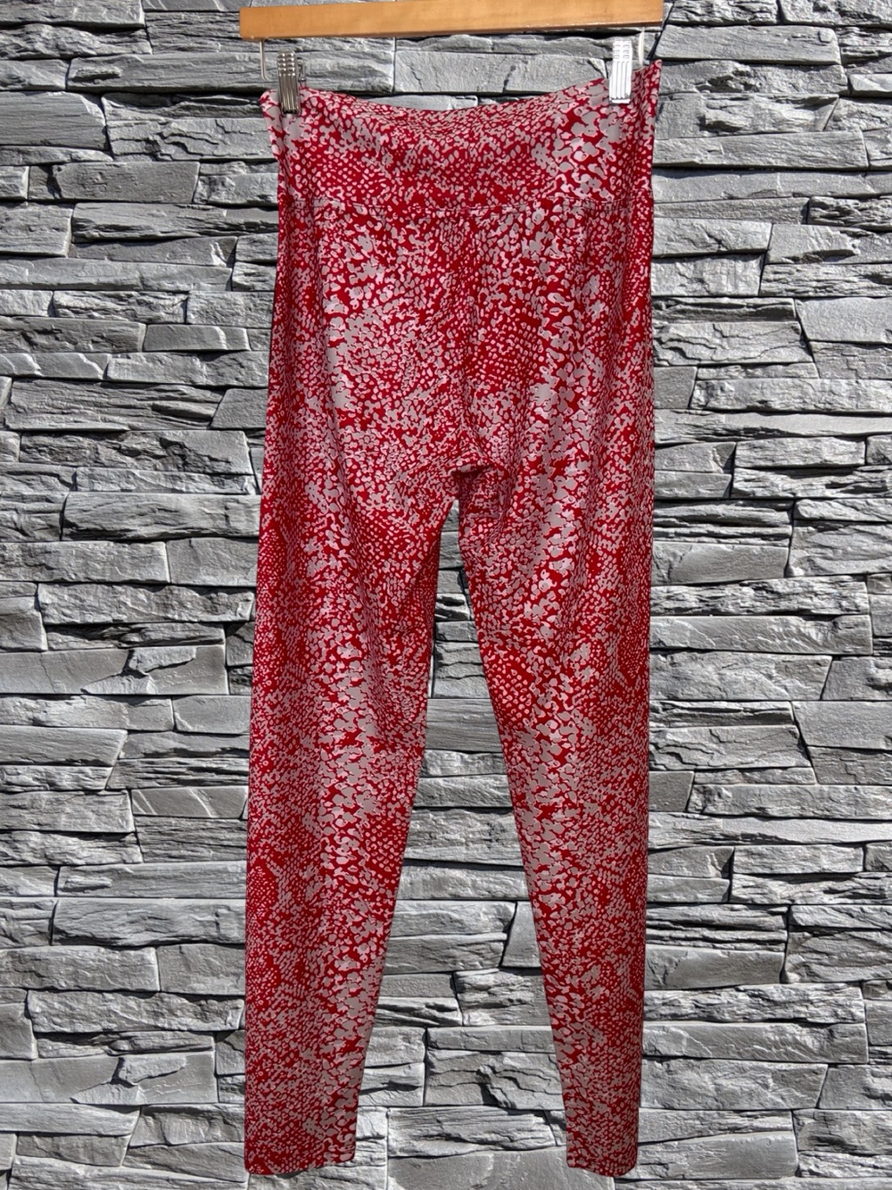 Ohio State Buckeyes Red Patterned Women's Leggings - Picture 3 of 7